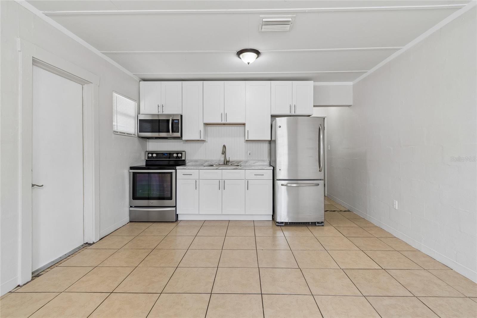 9801 N 11TH ST, TAMPA, FL — photo 33