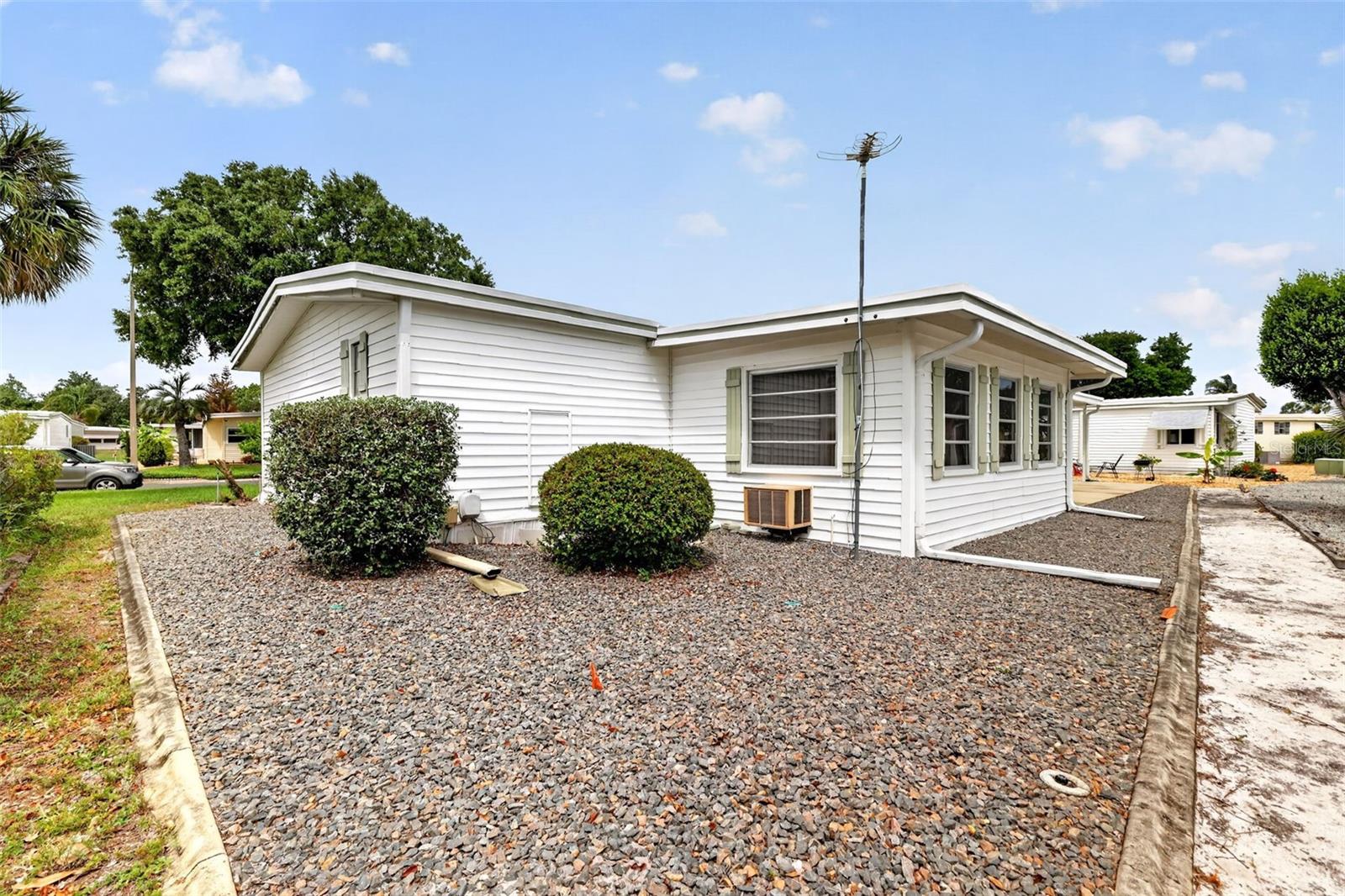 720 BENGAL AVE, TAVARES, FL — photo 49