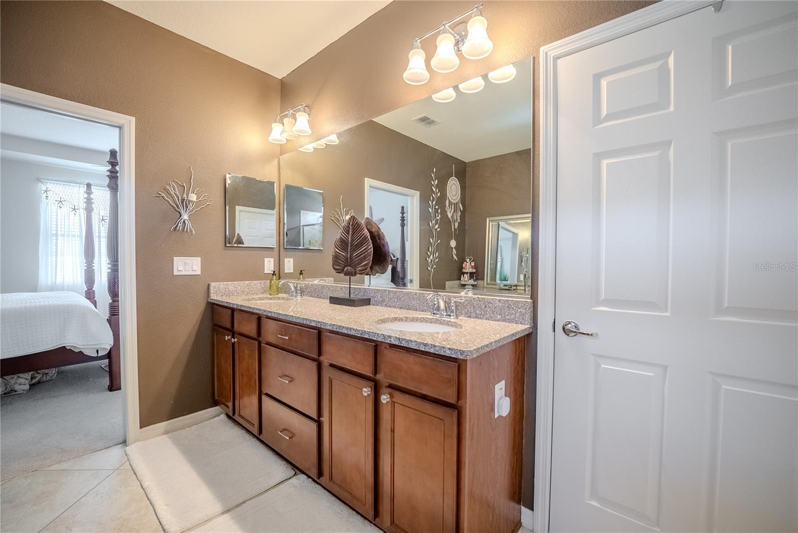 9186 SW 70TH LOOP, OCALA, FL — photo 43