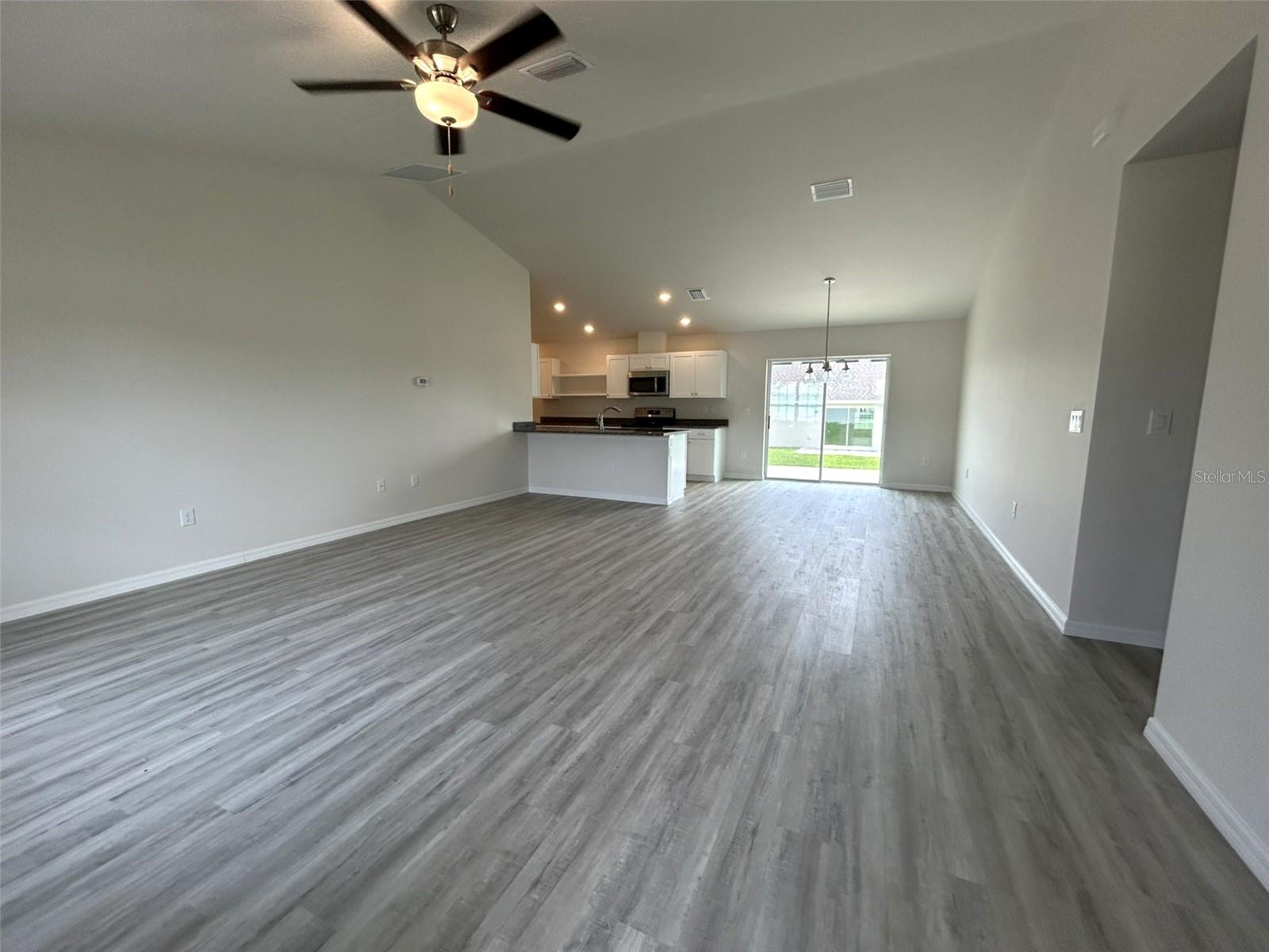 8309 N INDIA WAY, CITRUS SPRINGS, FL — photo 2