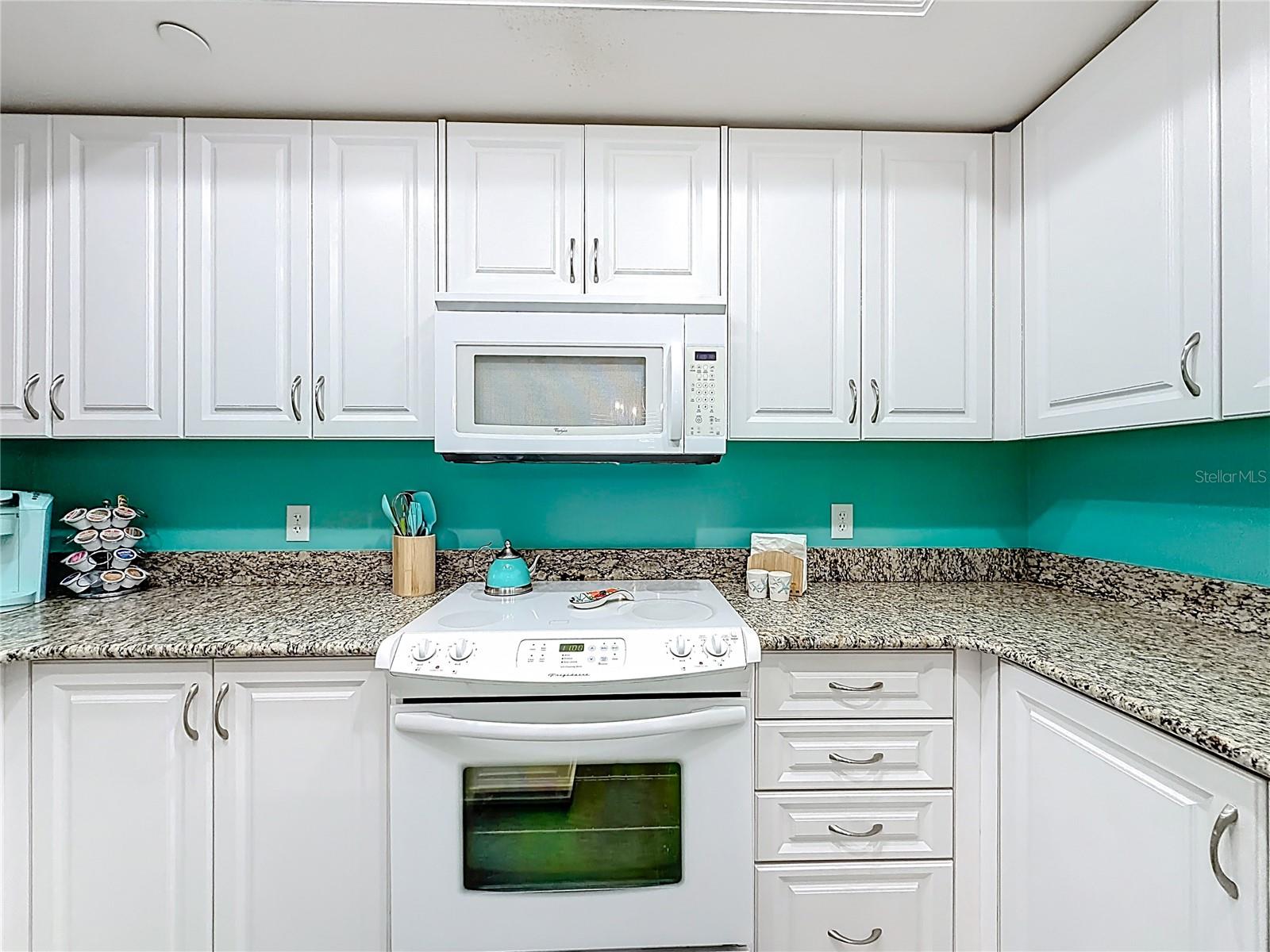 1540 GULF BLVD #304, CLEARWATER BEACH, FL — photo 11