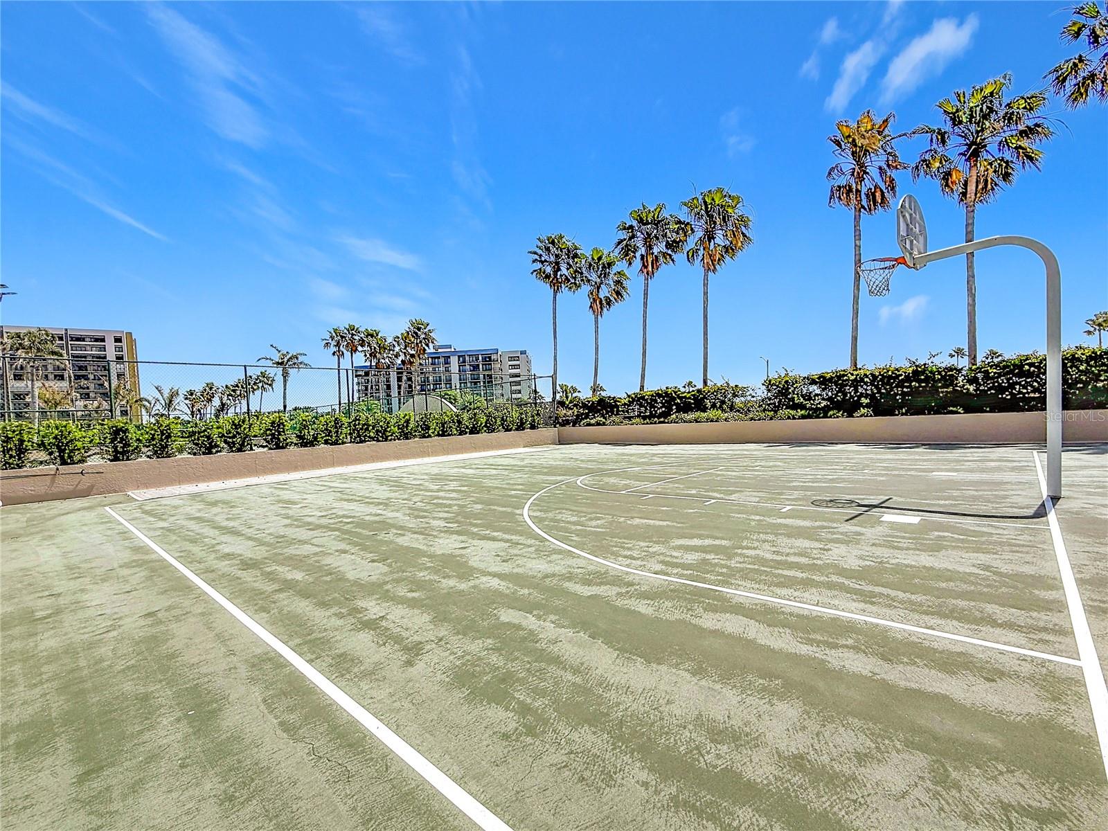 1540 GULF BLVD #304, CLEARWATER BEACH, FL — photo 46
