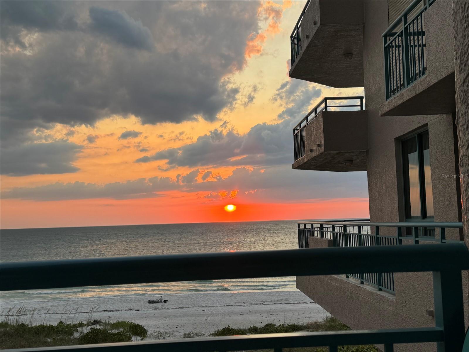 1540 GULF BLVD #304, CLEARWATER BEACH, FL — photo 58