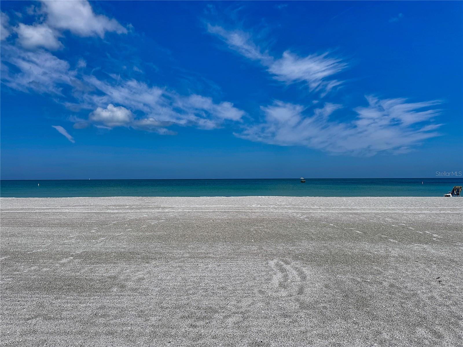1540 GULF BLVD #304, CLEARWATER BEACH, FL — photo 5