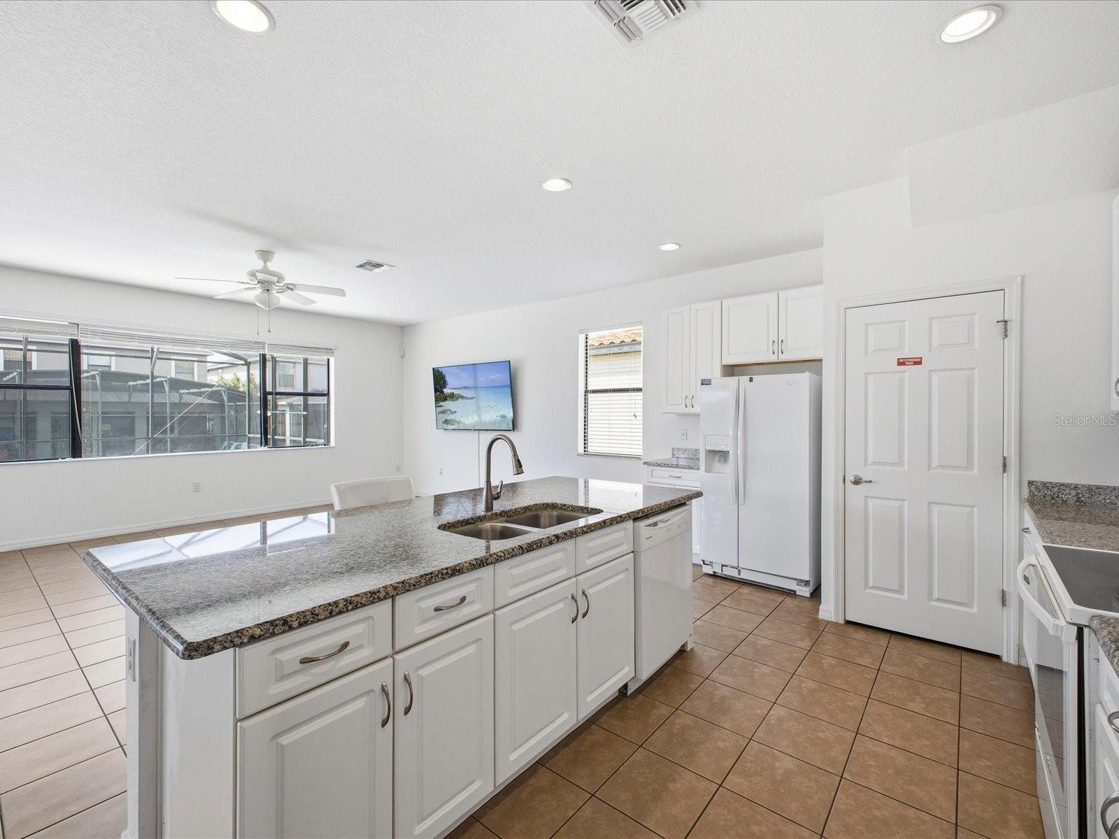 2621 ROSEMONT CIR, DAVENPORT, FL — photo 14