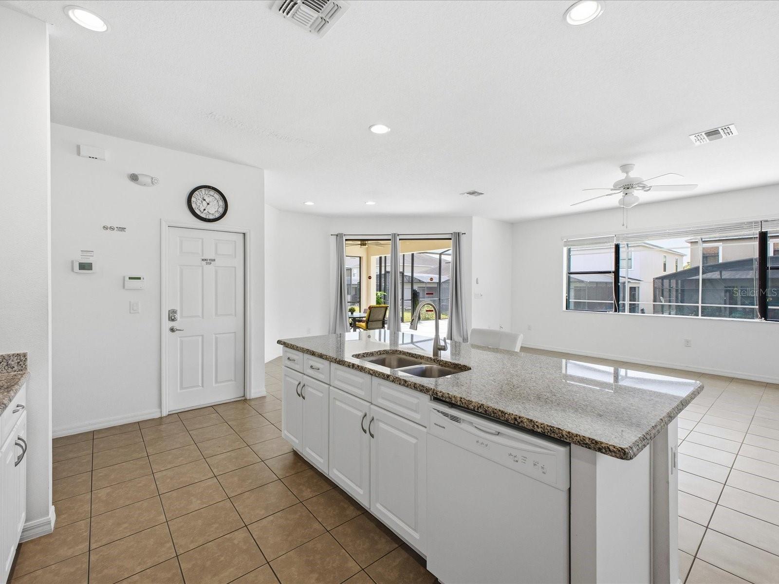 2621 ROSEMONT CIR, DAVENPORT, FL — photo 15