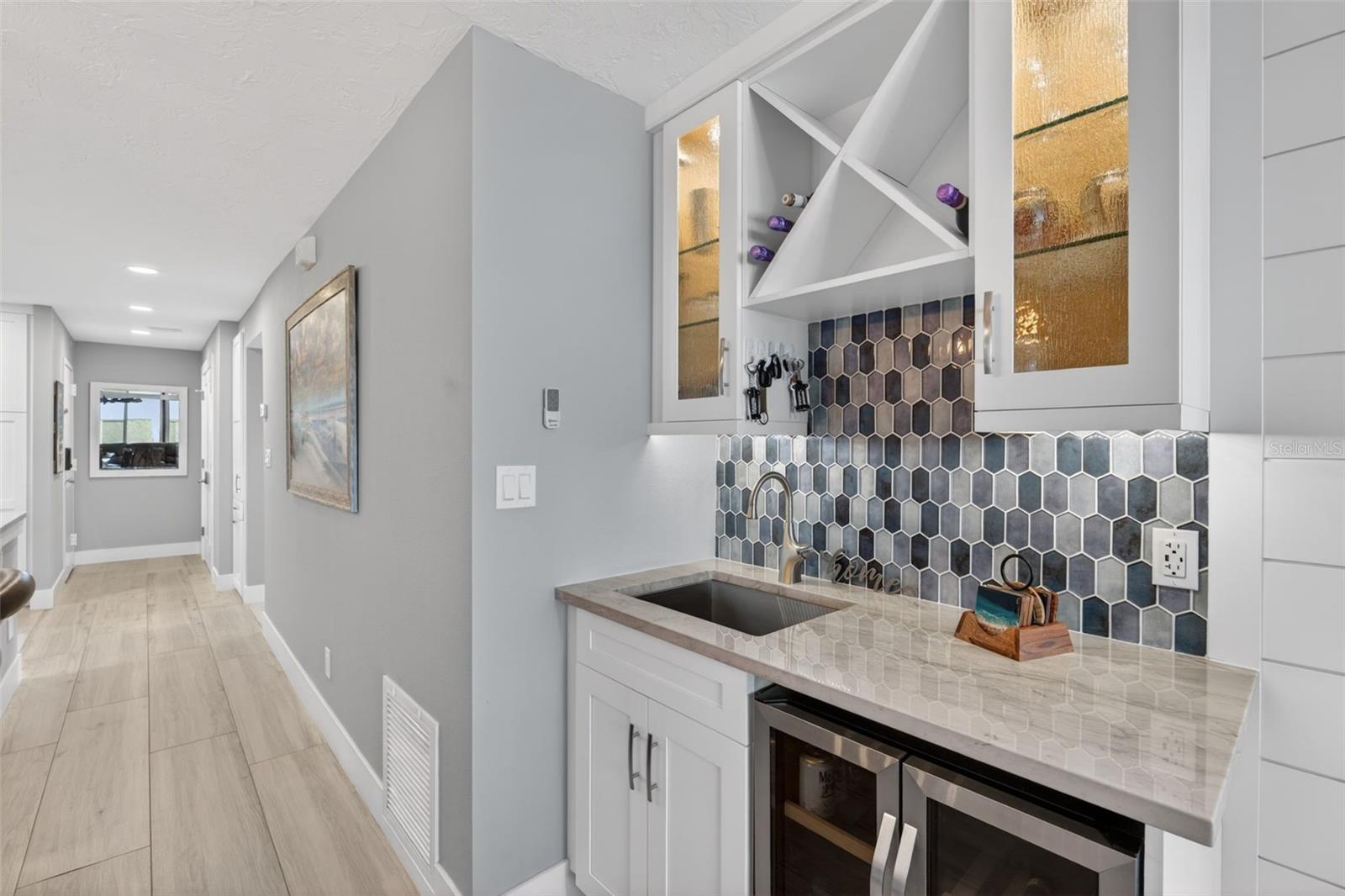 1080 W PEPPERTREE LN #305A, SARASOTA, FL — photo 17