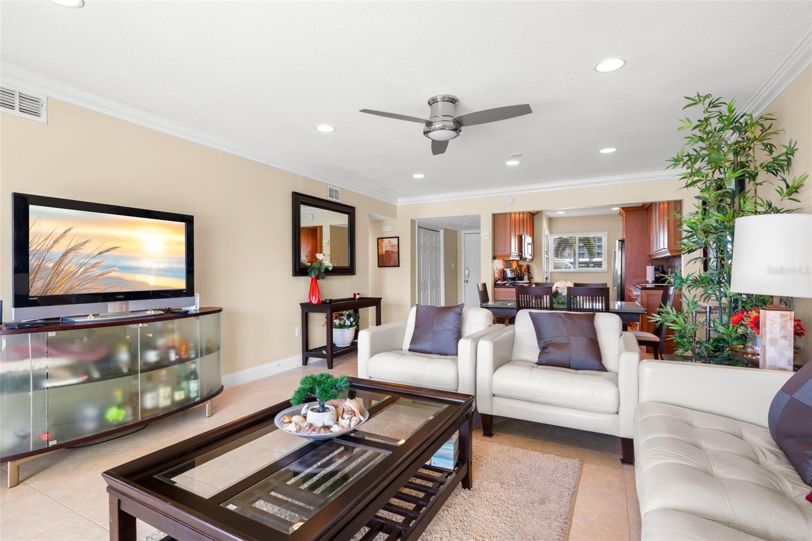 400 LARBOARD WAY #106, CLEARWATER BEACH, FL — photo 10