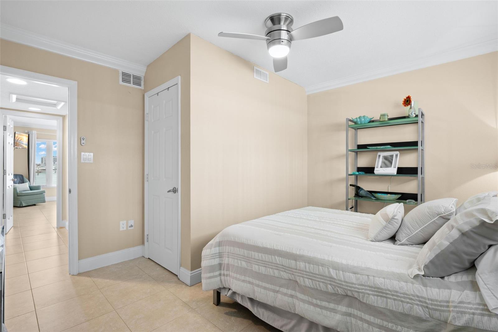 400 LARBOARD WAY #106, CLEARWATER BEACH, FL — photo 30