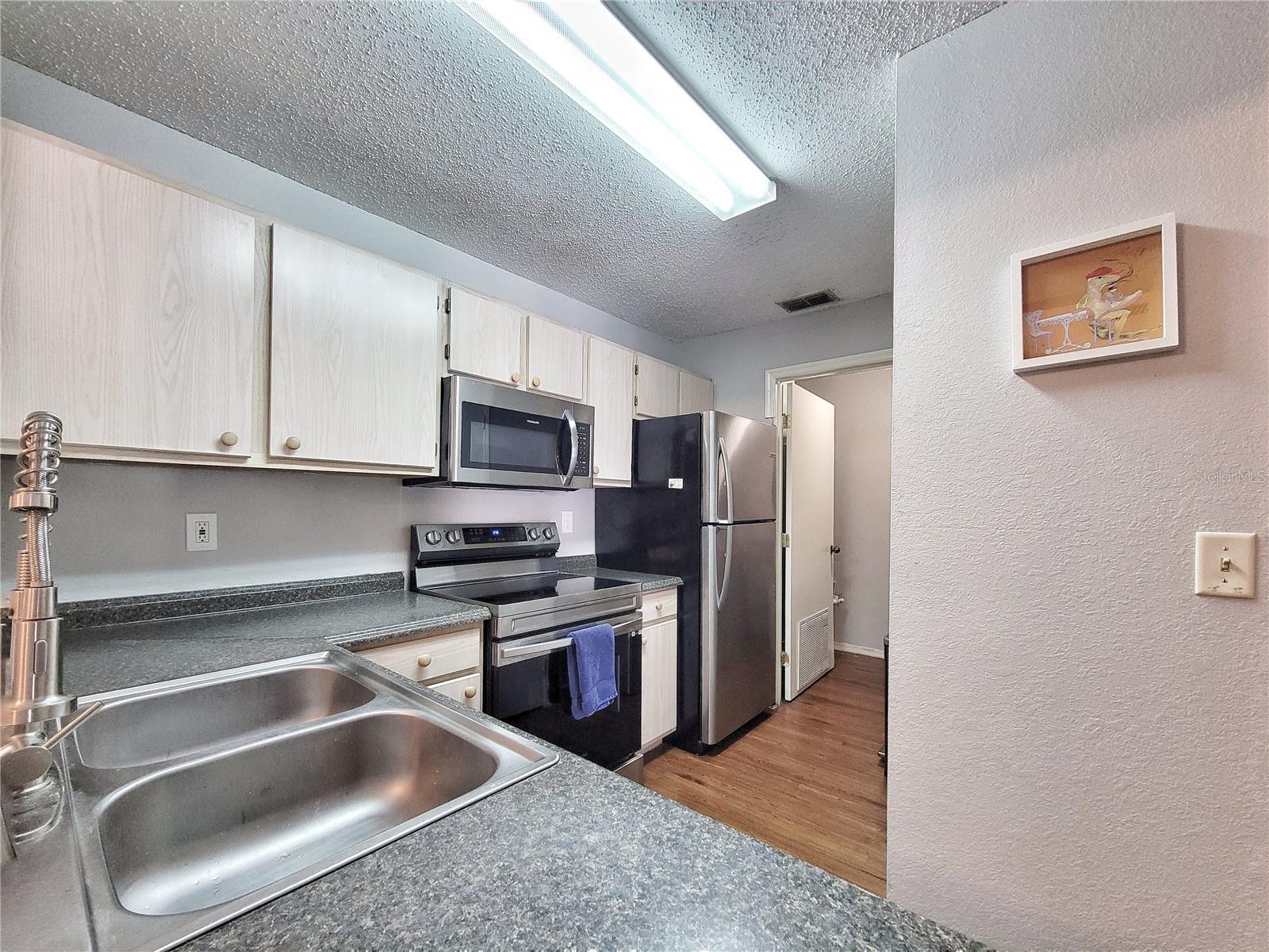 3705 SW 27TH ST #527, GAINESVILLE, FL — photo 17
