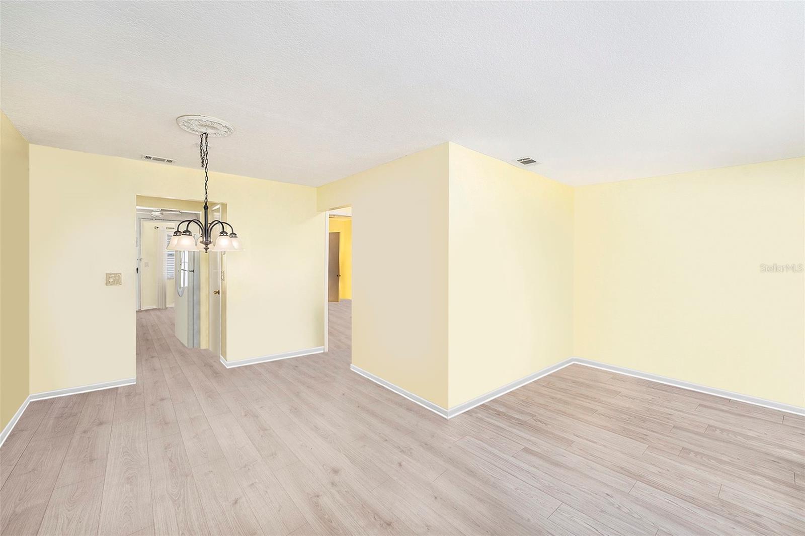 5216 81ST ST N #2, ST PETERSBURG, FL — photo 3