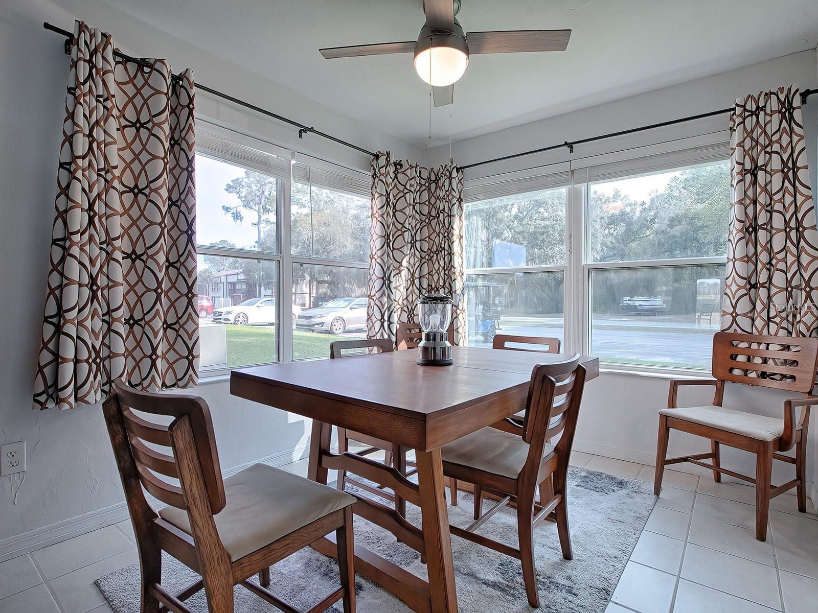 24104 SANDALWOOD DR #104, WILDWOOD, FL — photo 6