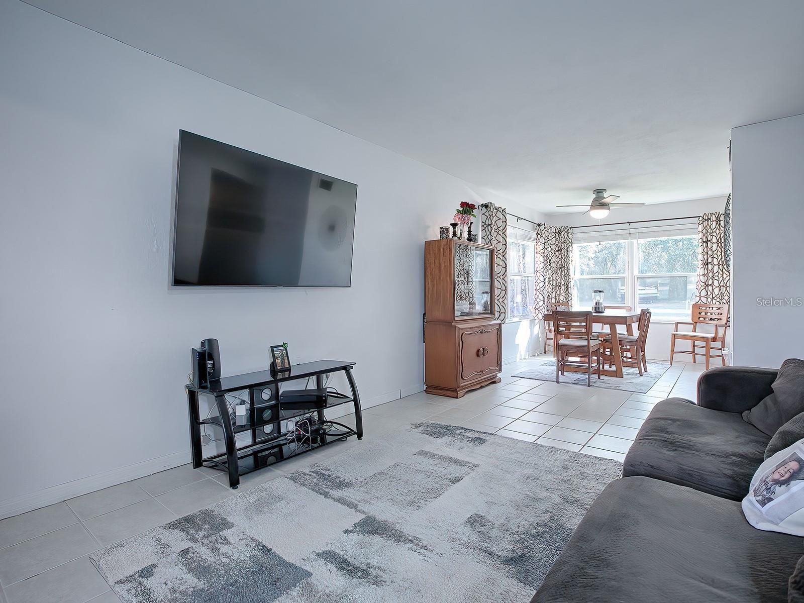 24104 SANDALWOOD DR #104, WILDWOOD, FL — photo 7