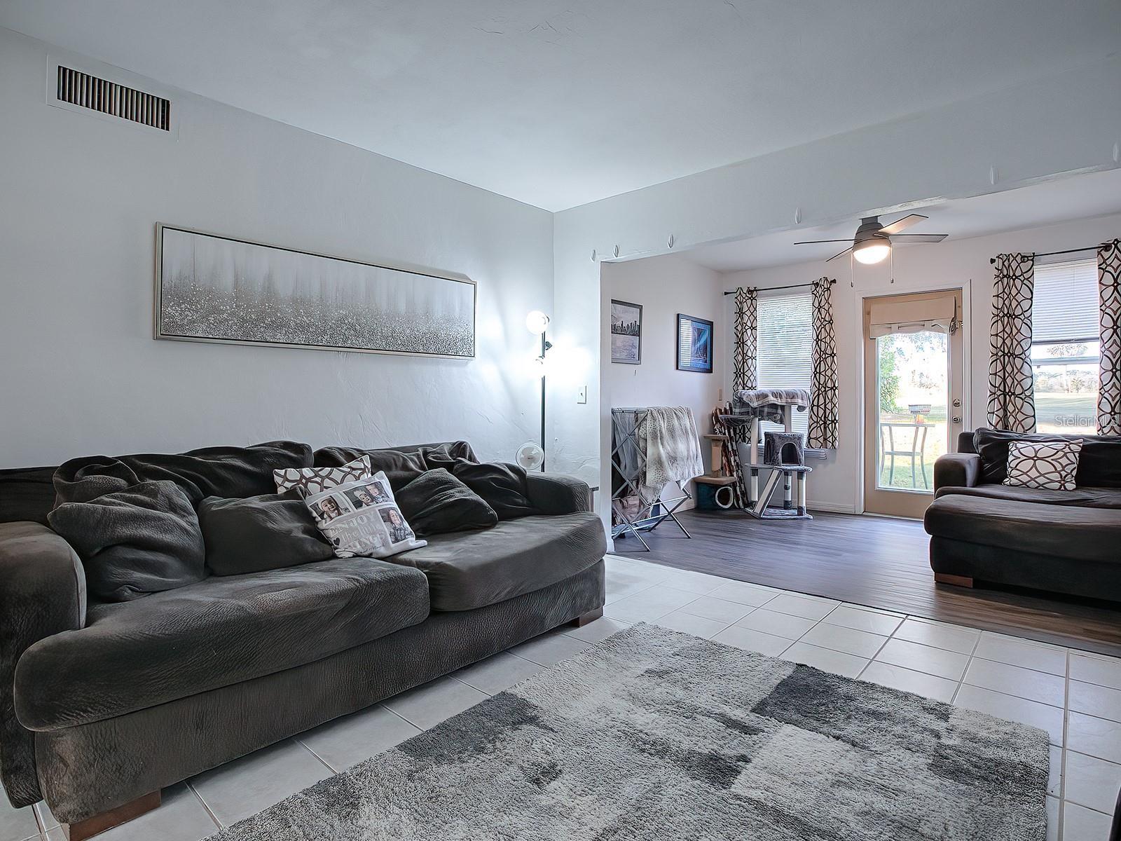 24104 SANDALWOOD DR #104, WILDWOOD, FL — photo 8