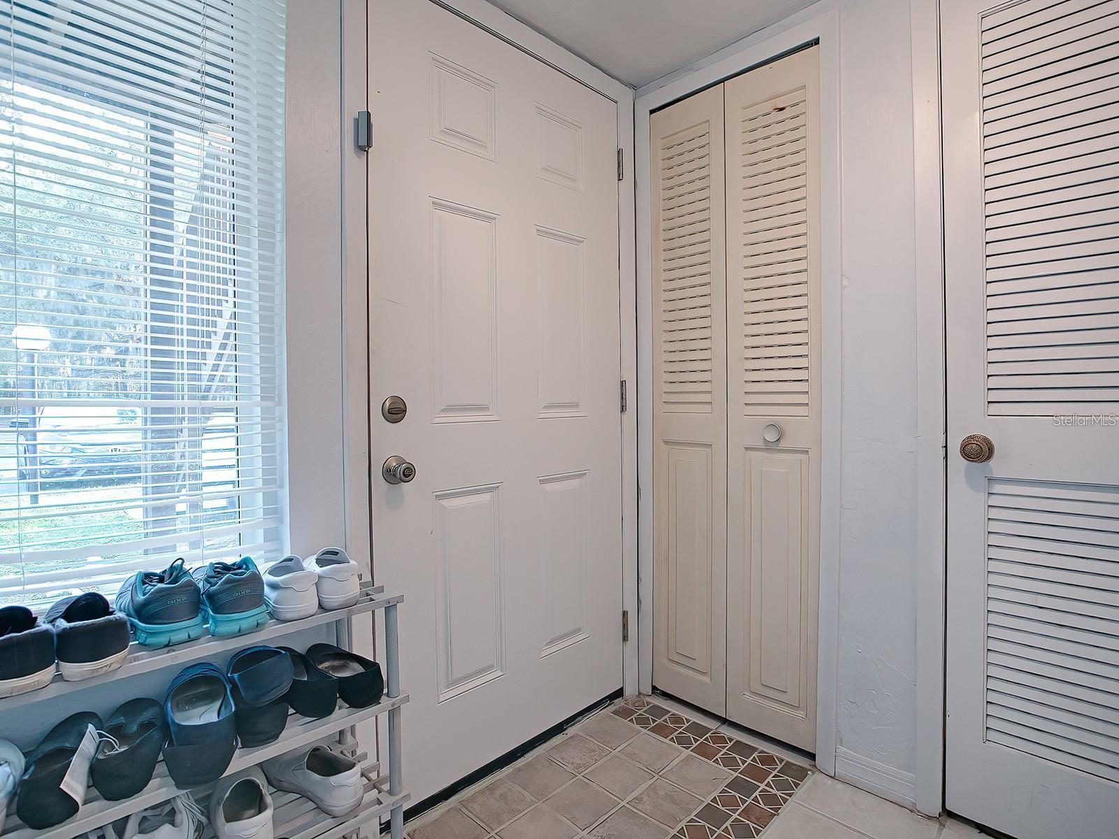 24104 SANDALWOOD DR #104, WILDWOOD, FL — photo 10