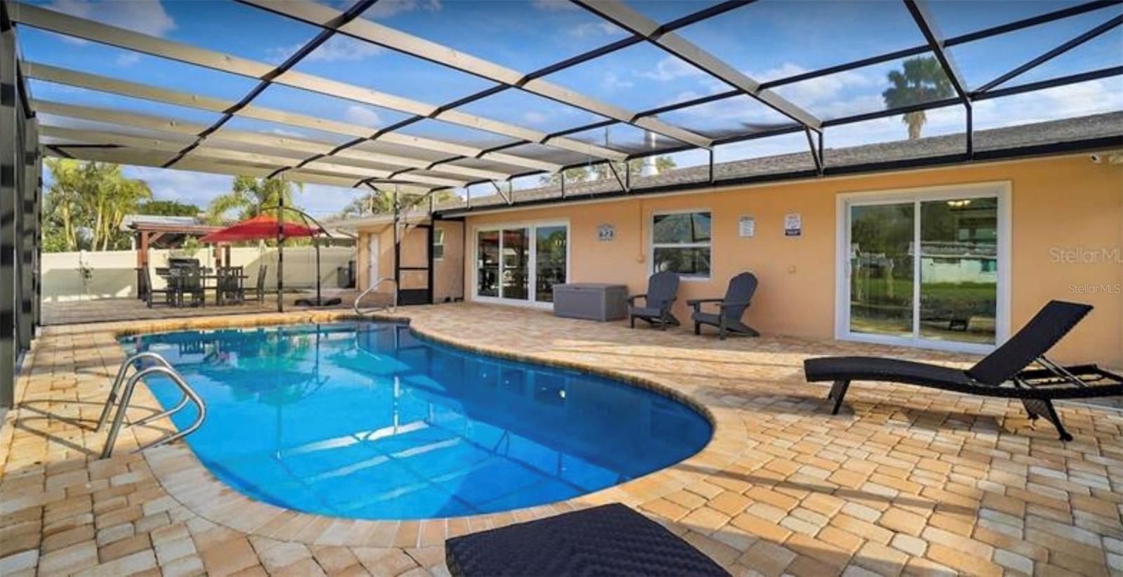 245 78 TH AVE N, ST PETERSBURG, FL — photo 9