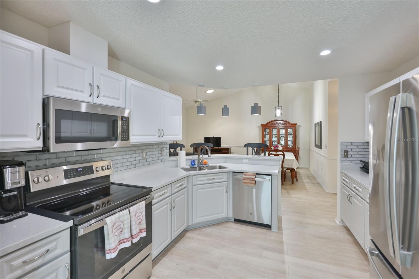 827 MCCALLISTER AVE #55, SUN CITY CENTER, FL — photo 10