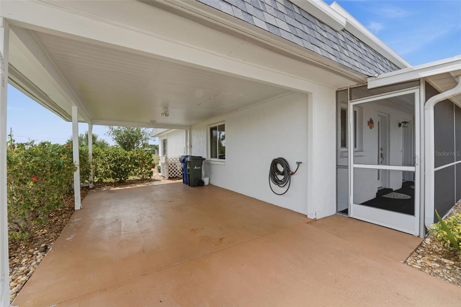 690 CIRCLEWOOD DR #W8, VENICE, FL — photo 3