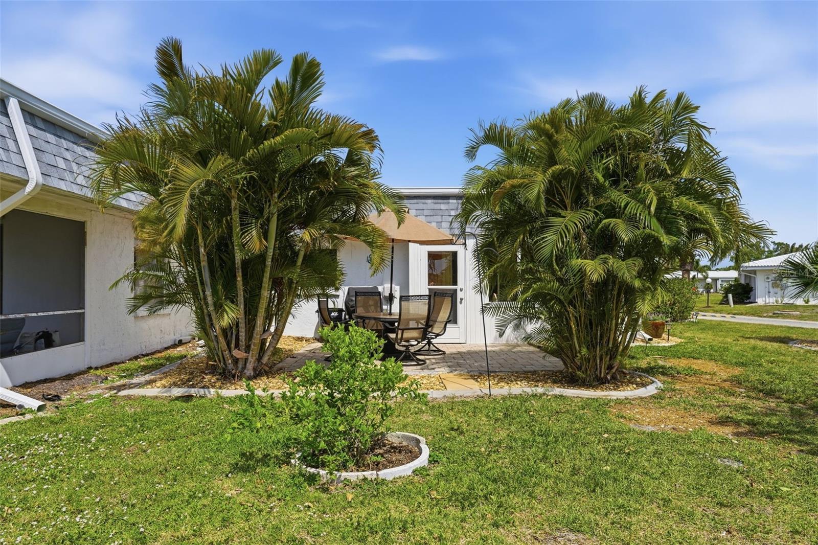 690 CIRCLEWOOD DR #W8, VENICE, FL — photo 9