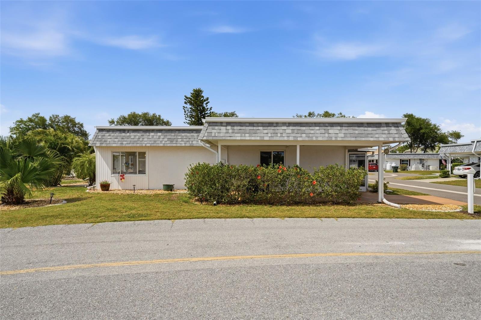 690 CIRCLEWOOD DR #W8, VENICE, FL — photo 11