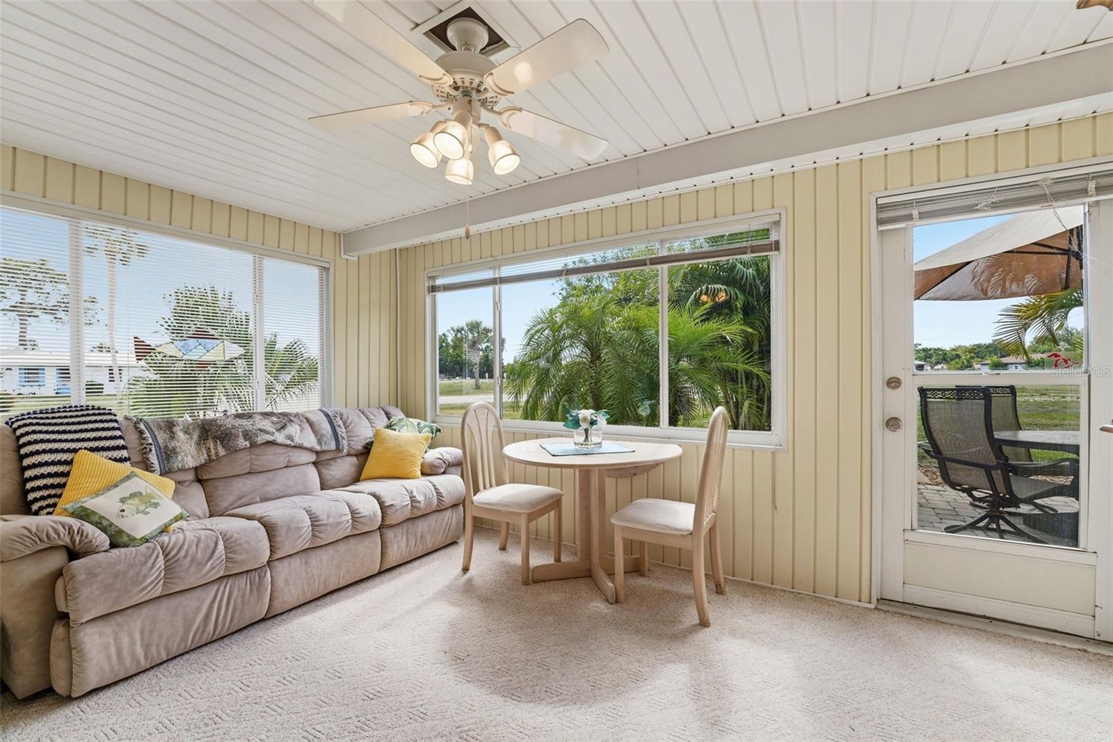 690 CIRCLEWOOD DR #W8, VENICE, FL — photo 26