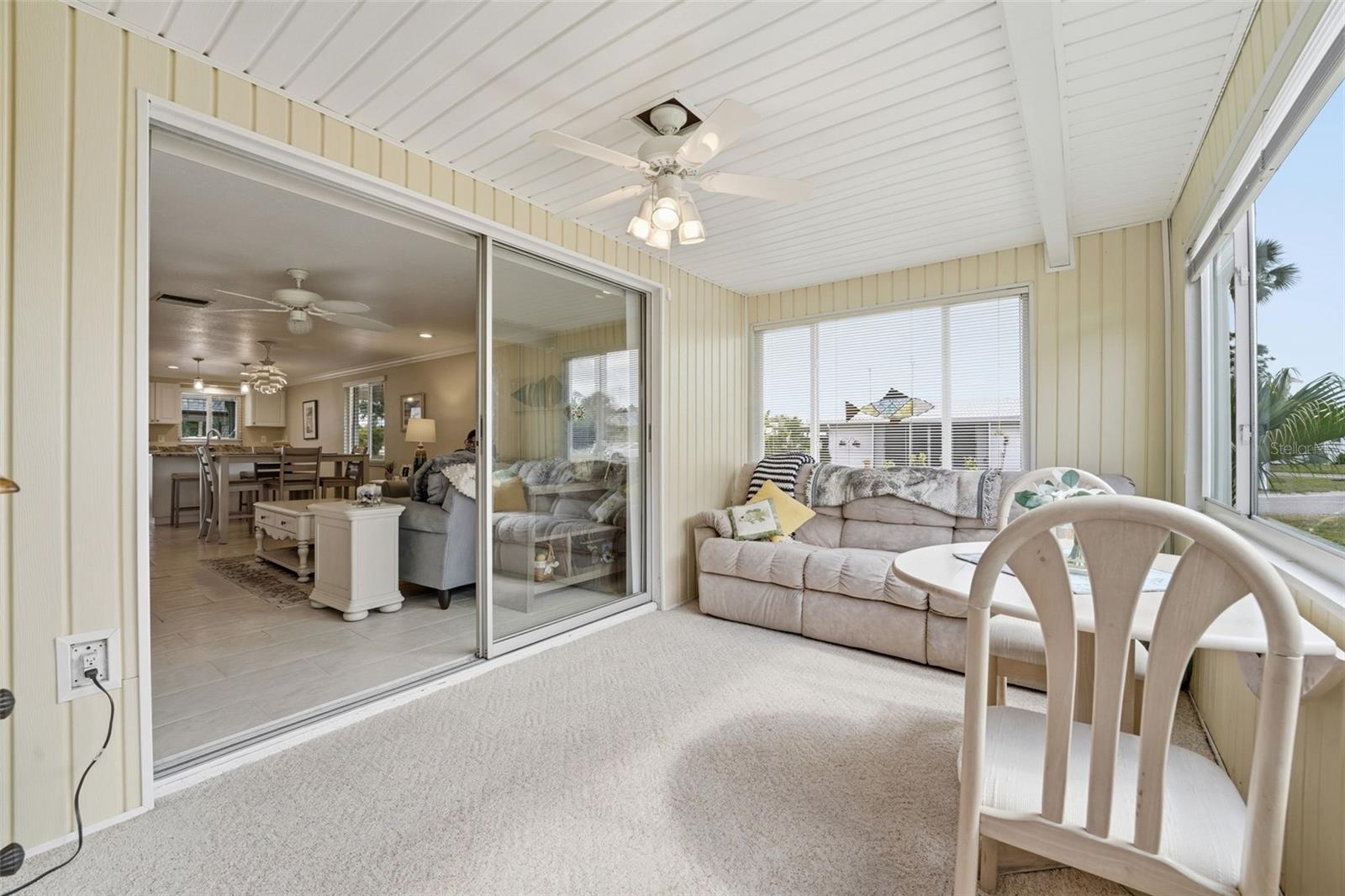 690 CIRCLEWOOD DR #W8, VENICE, FL — photo 27
