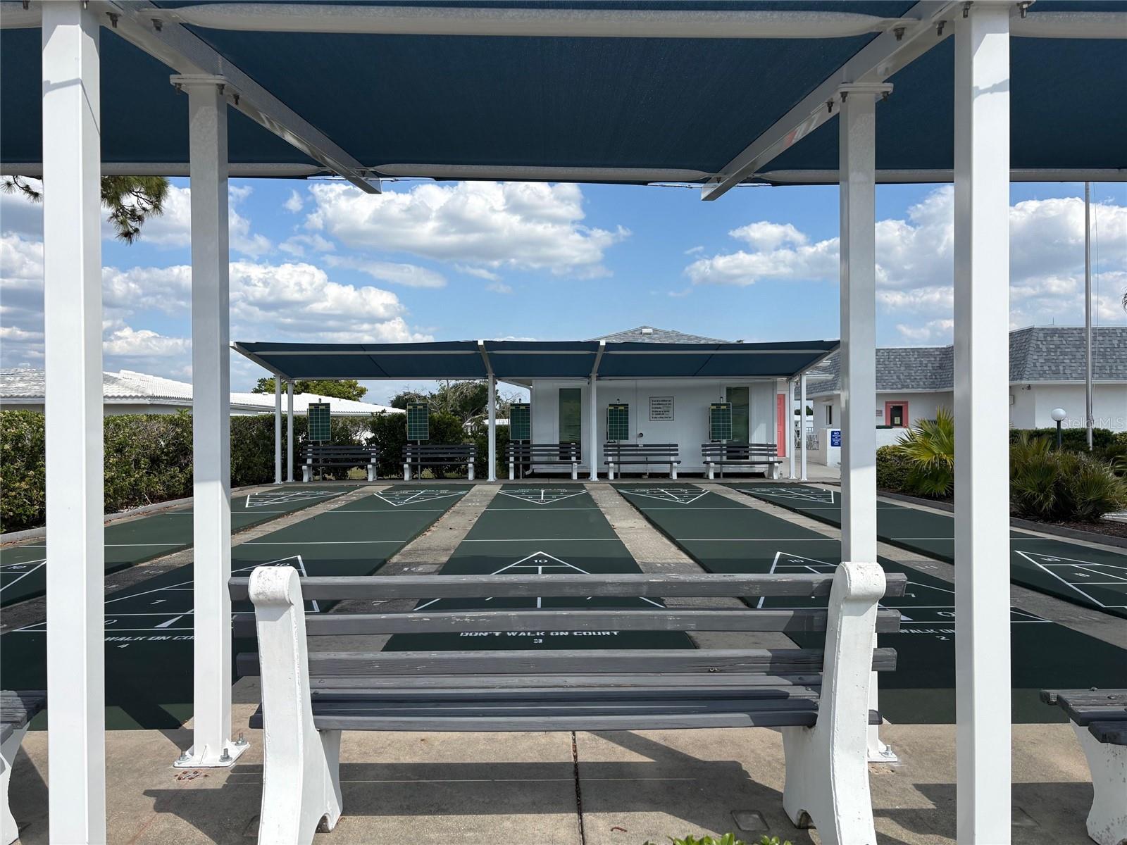 690 CIRCLEWOOD DR #W8, VENICE, FL — photo 46