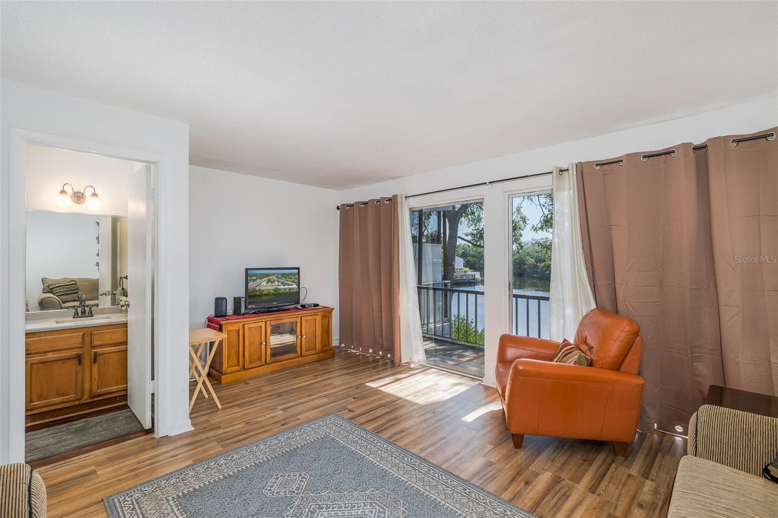 9001 TUDOR DR #H210, TAMPA, FL — photo 11