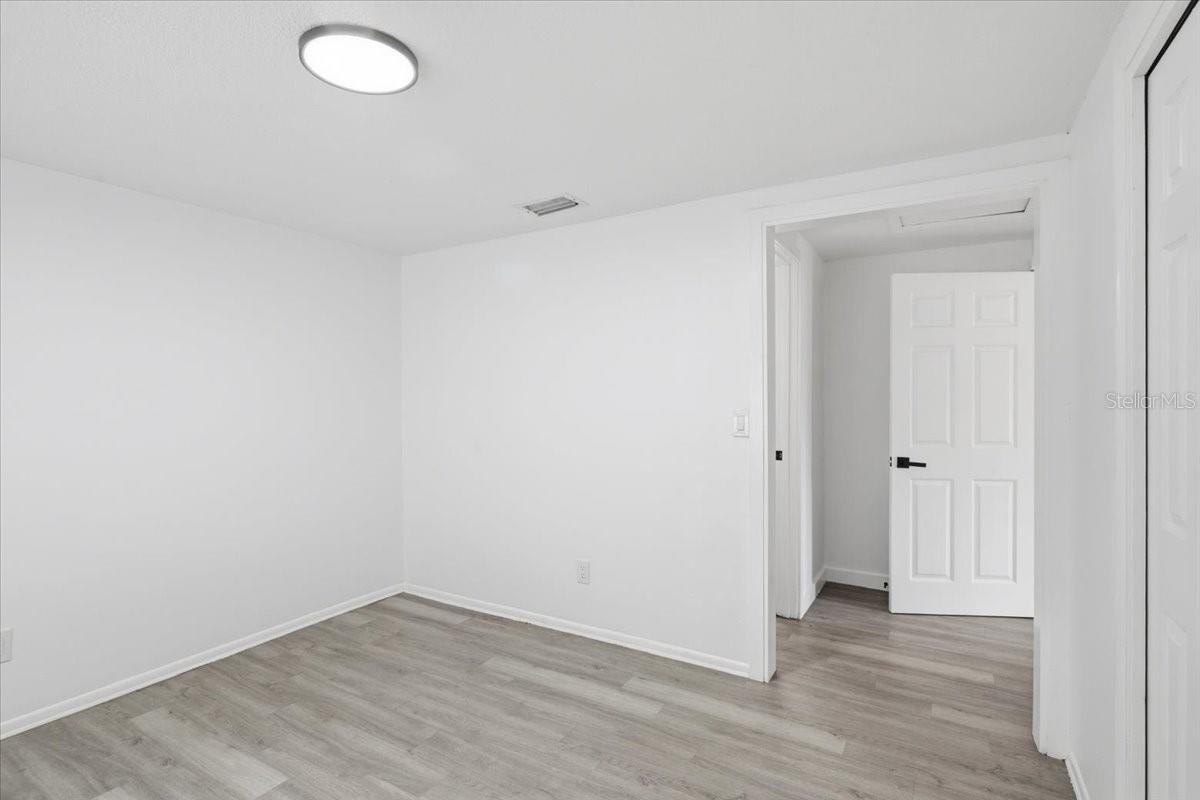 1723 E IDELL ST, TAMPA, FL — photo 31