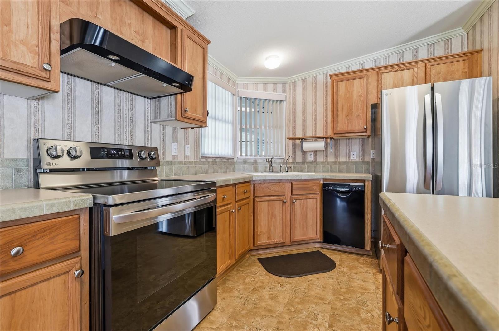 10027 EQUITY AVE, DADE CITY, FL — photo 29