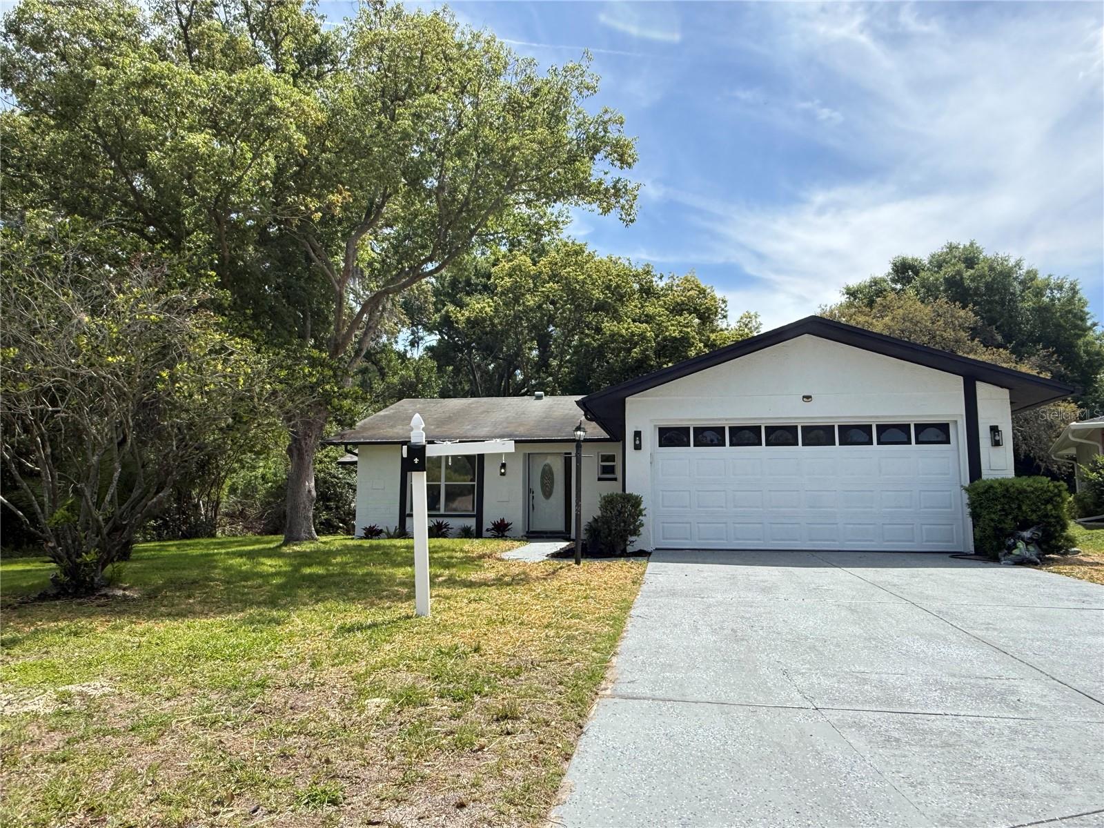 10501 HARDWOOD CT, PORT RICHEY, FL — photo 2