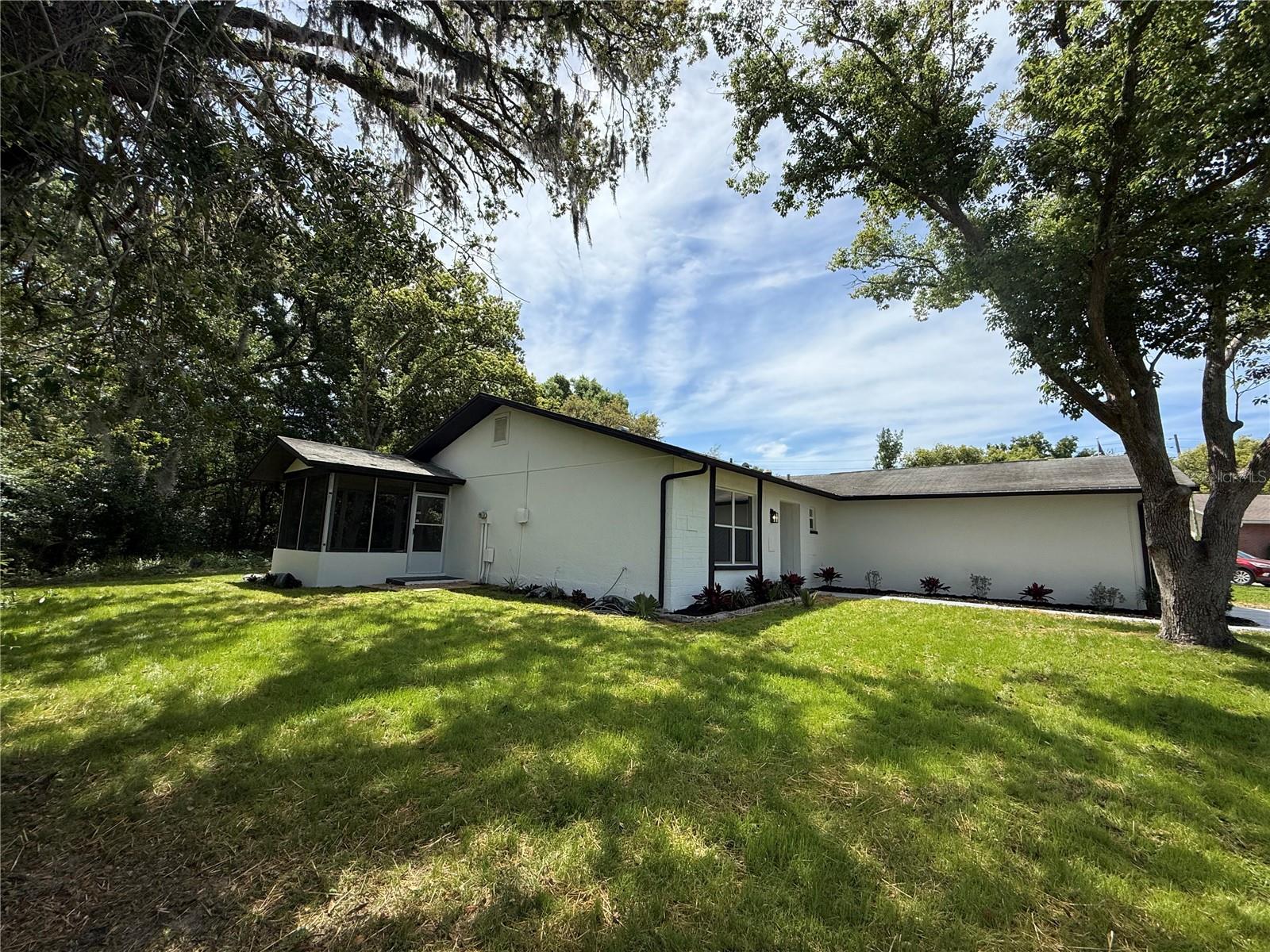 10501 HARDWOOD CT, PORT RICHEY, FL — photo 4