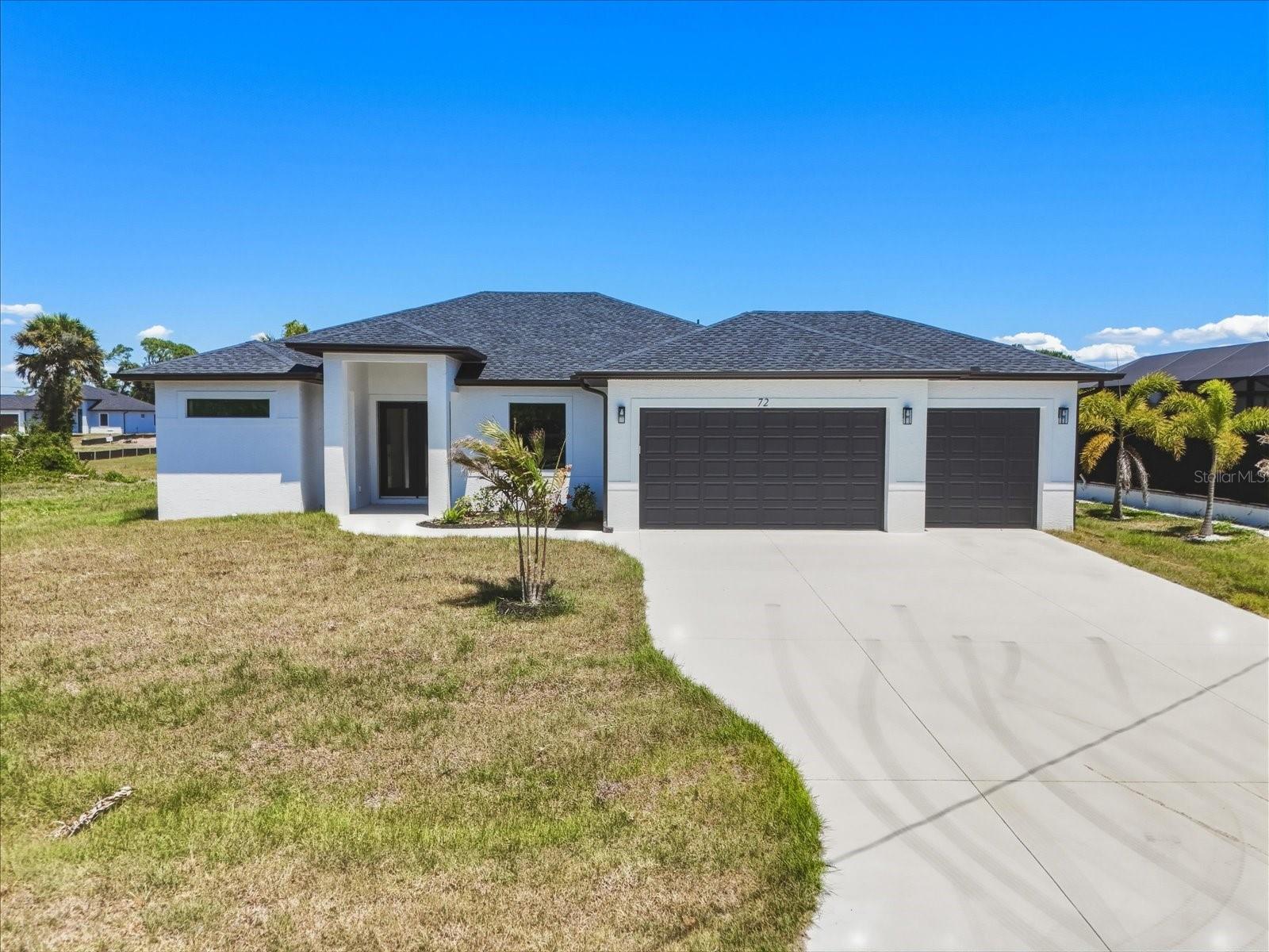 72 TEE VIEW RD, ROTONDA WEST, FL