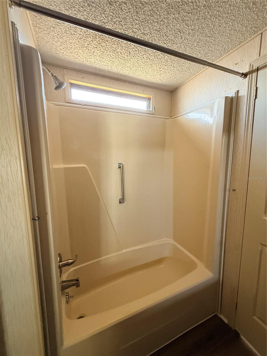 116 S WINTER CIR, AVON PARK, FL — photo 20