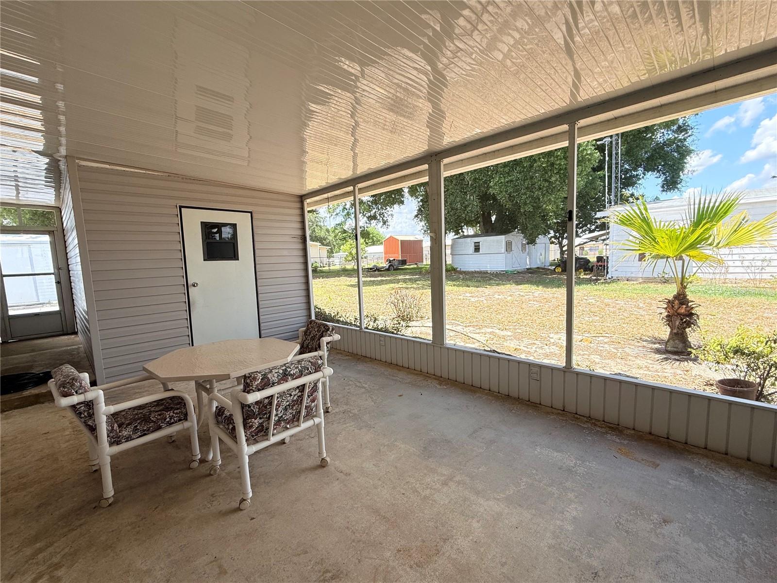 116 S WINTER CIR, AVON PARK, FL — photo 29