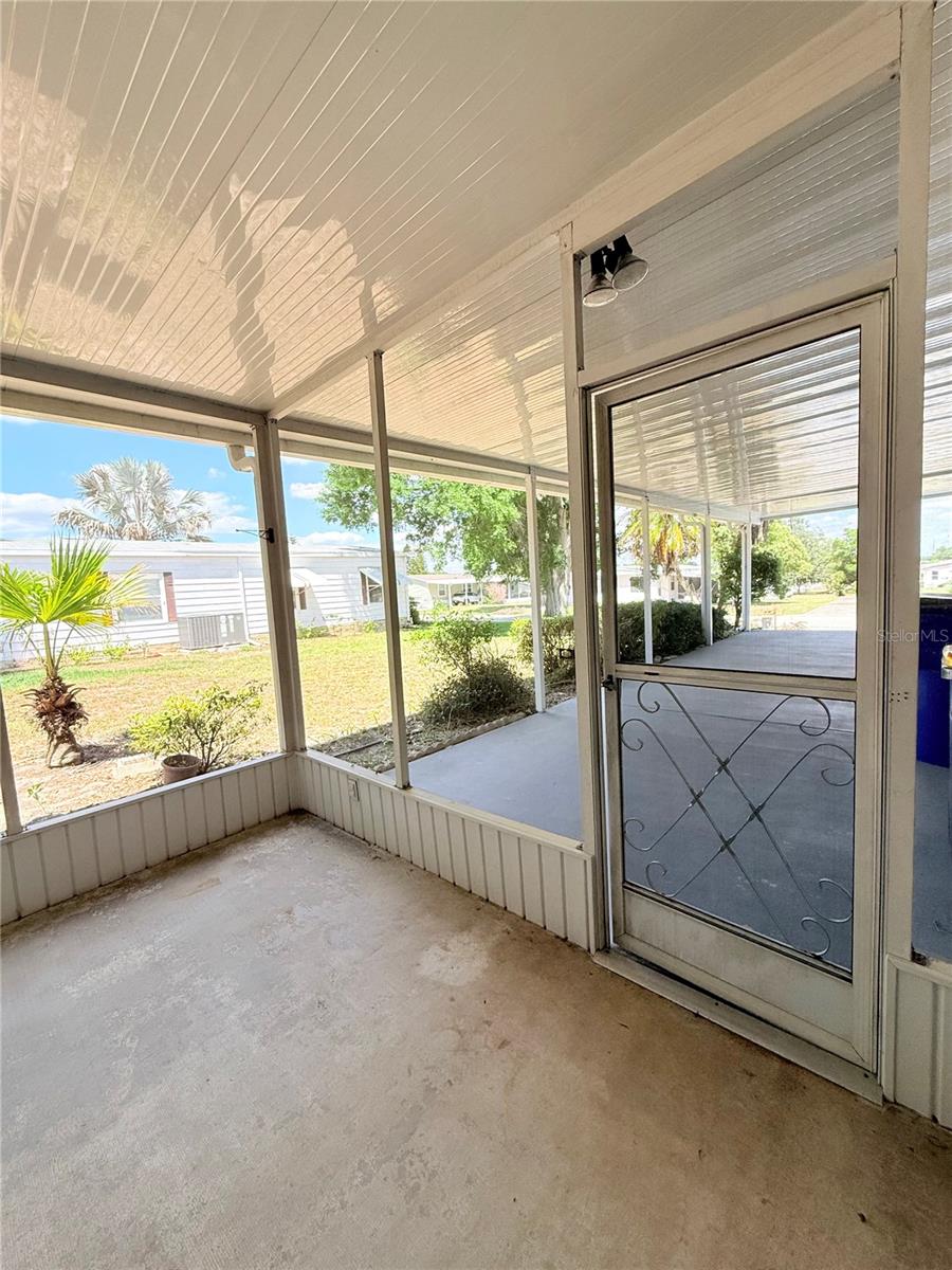 116 S WINTER CIR, AVON PARK, FL — photo 30