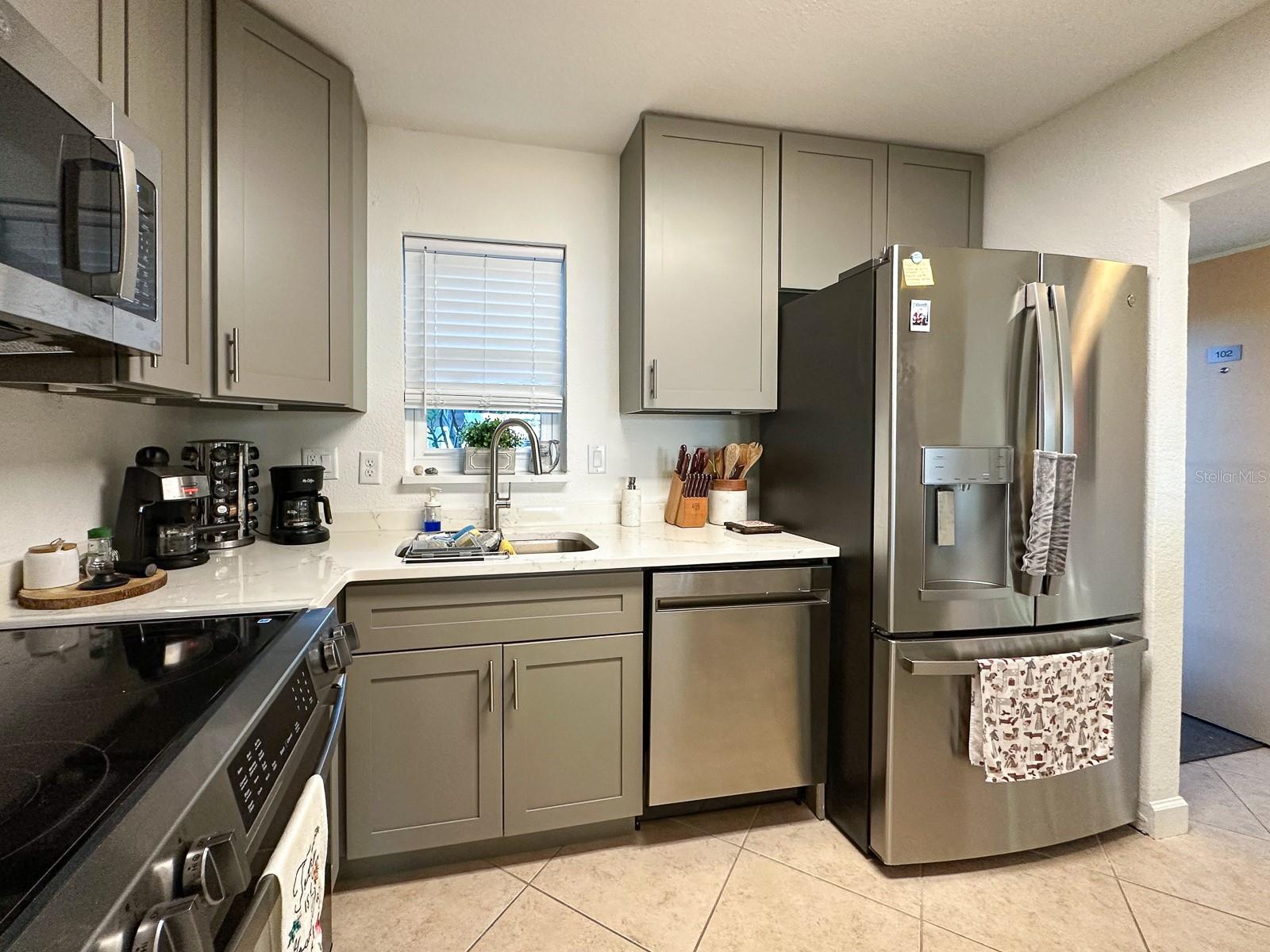 7920 SUN ISLAND DR S #102, SOUTH PASADENA, FL — photo 9