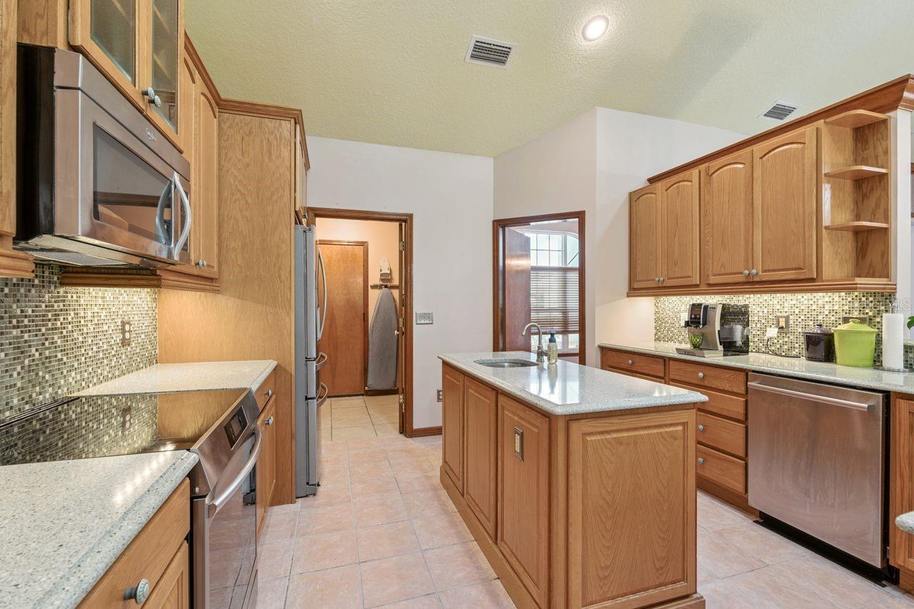 908 ALMOND TREE CIR, ORLANDO, FL — photo 17