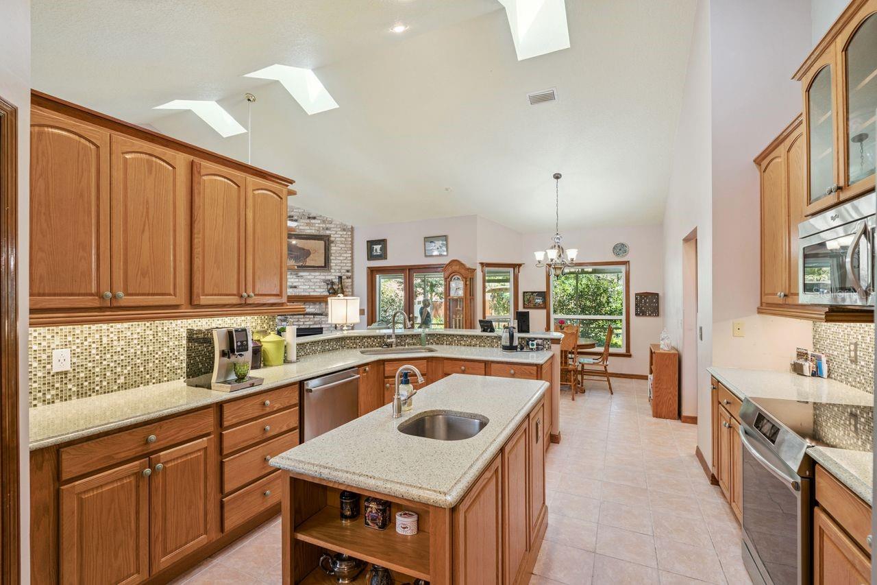 908 ALMOND TREE CIR, ORLANDO, FL — photo 18
