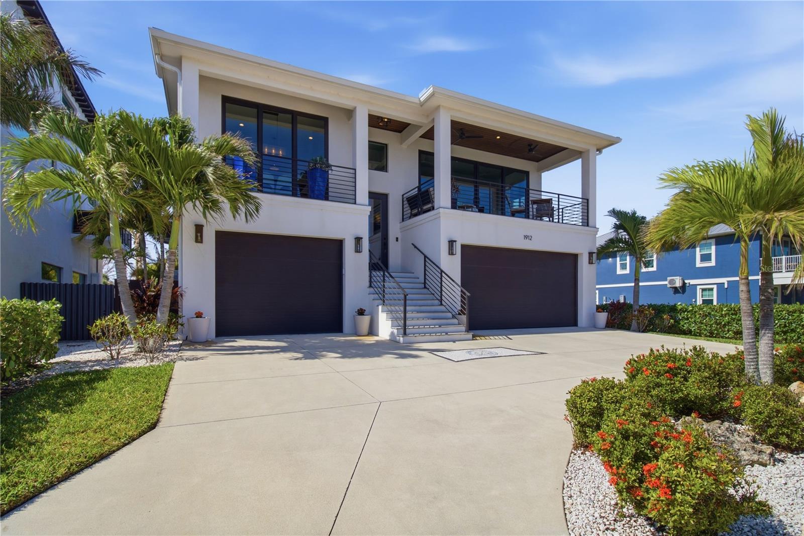 1912 RIVERSIDE DR E, BRADENTON, FL