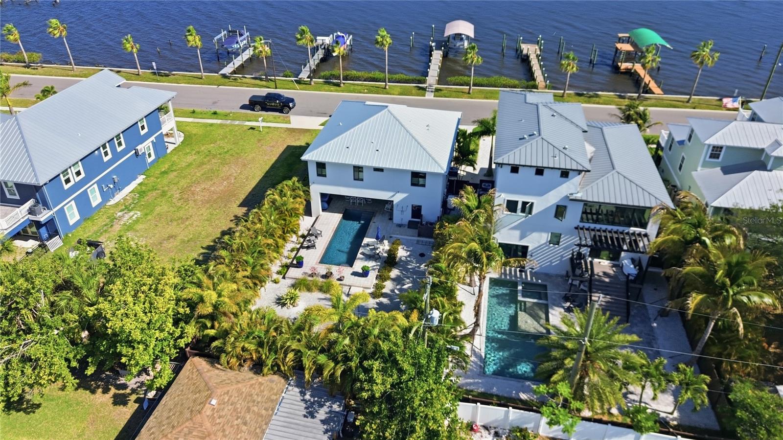 1912 RIVERSIDE DR E, BRADENTON, FL — photo 48
