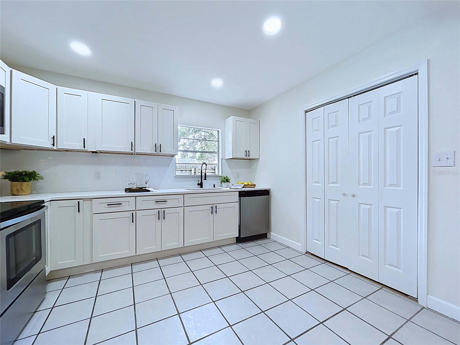 11008 BROWNING RD, LITHIA, FL — photo 28