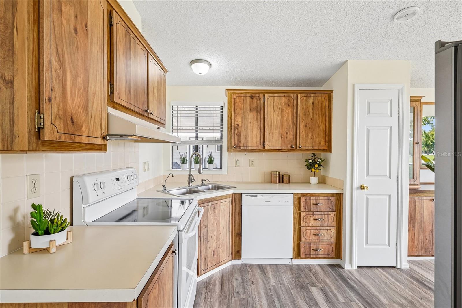 1616 W SCHWARTZ BLVD, THE VILLAGES, FL — photo 30