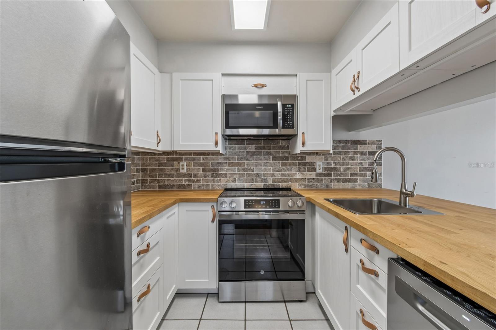 5156 SUNRIDGE PALMS DR, TAMPA, FL — photo 20