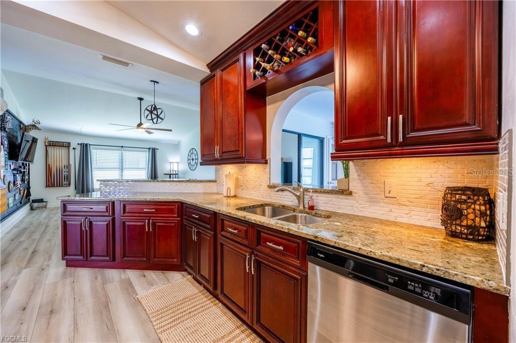 420 SW 37TH ST, CAPE CORAL, FL — photo 11