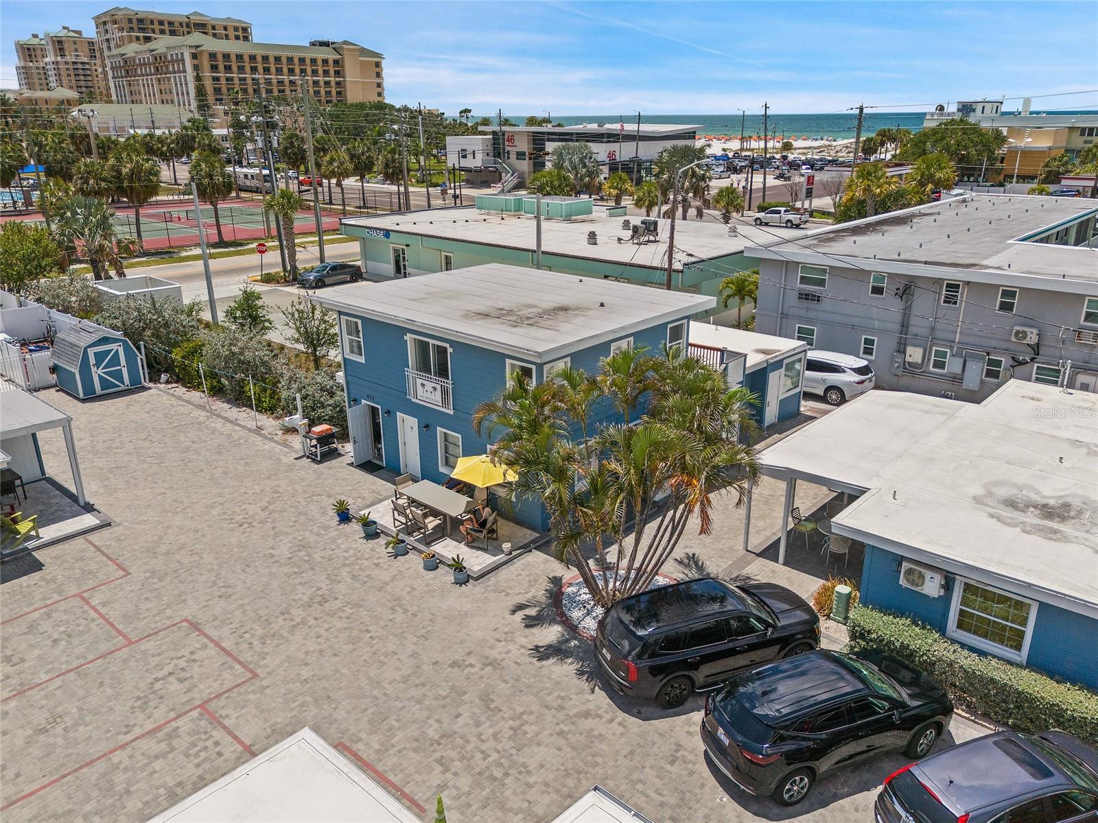 602 POINSETTIA AVE, CLEARWATER BEACH, FL — photo 43