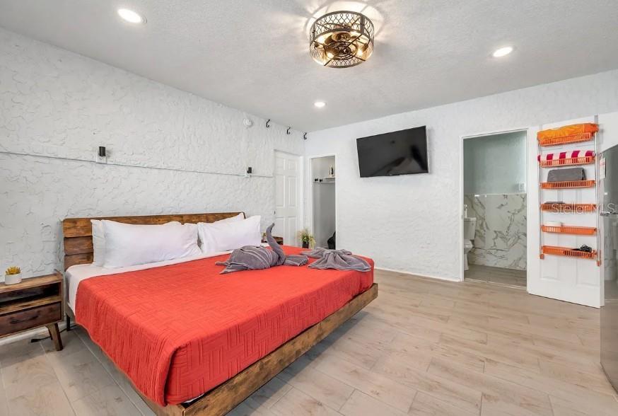 602 POINSETTIA AVE, CLEARWATER BEACH, FL — photo 9