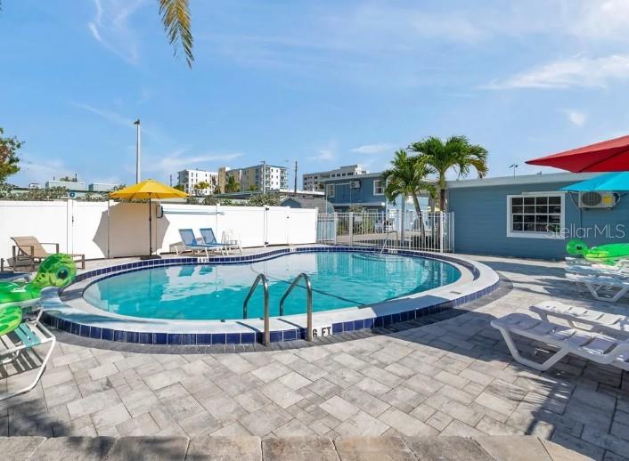 602 POINSETTIA AVE, CLEARWATER BEACH, FL — photo 13