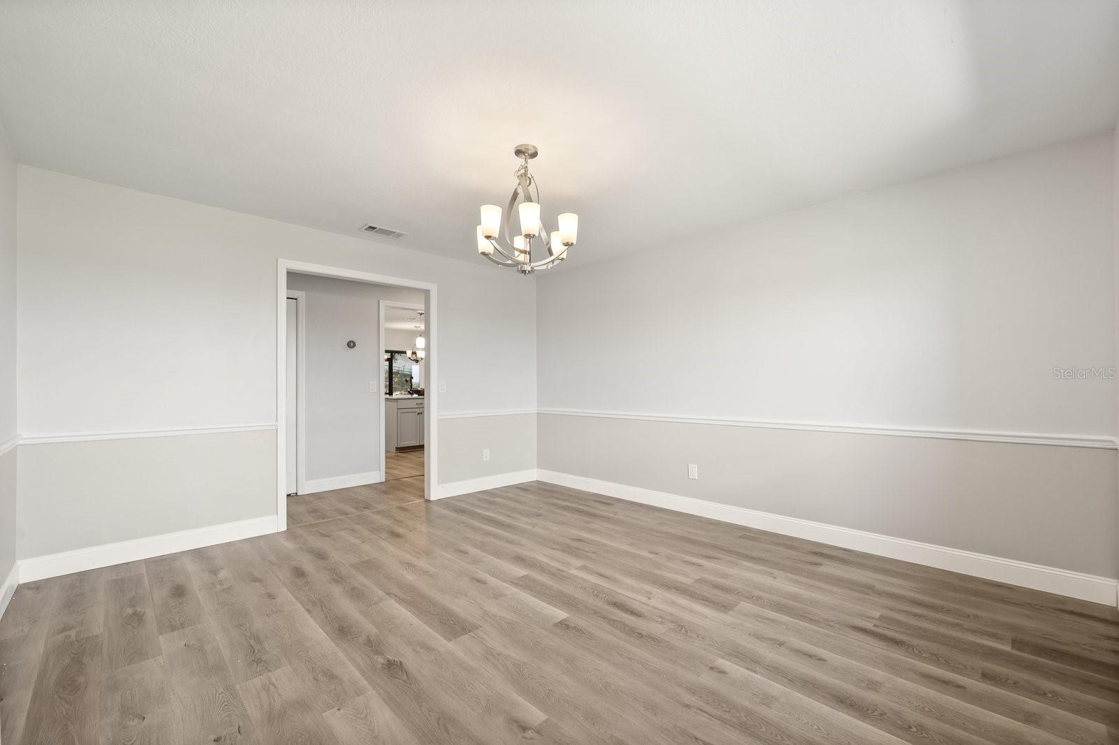 37153 COUNTY ROAD 452, GRAND ISLAND, FL — photo 28