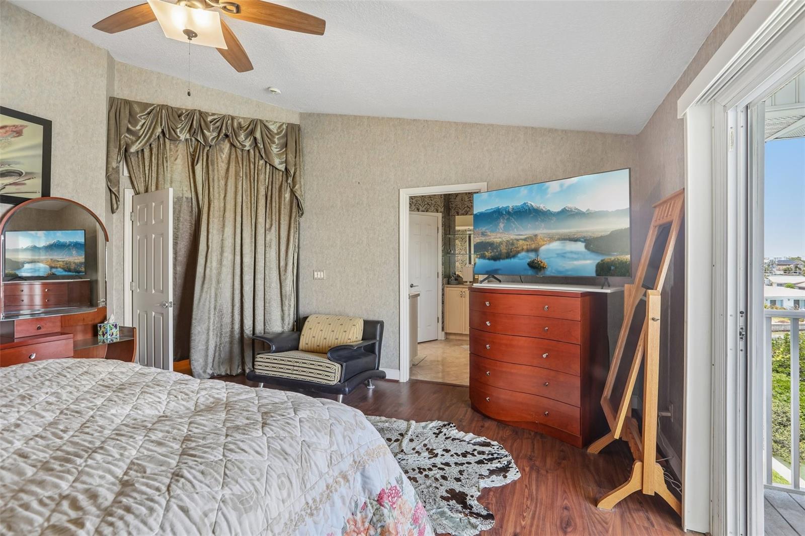 113 YACHT CLUB CIR, NORTH REDINGTON BEACH, FL — photo 26
